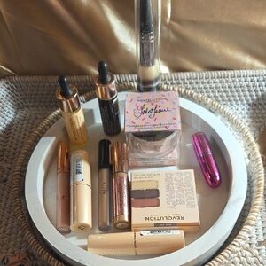 Revolution Makeup Foundation Set with Gold and Cream Accents
